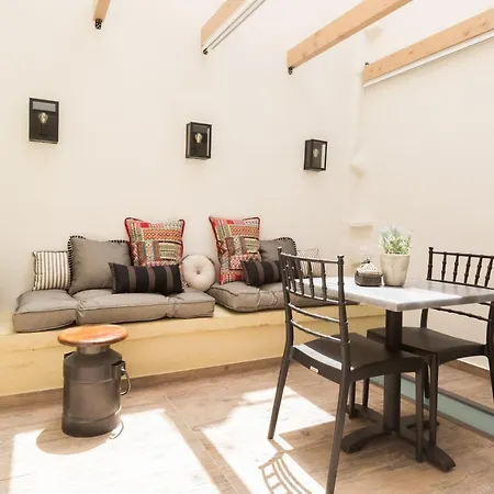 Residence * Rethymno (Crete)